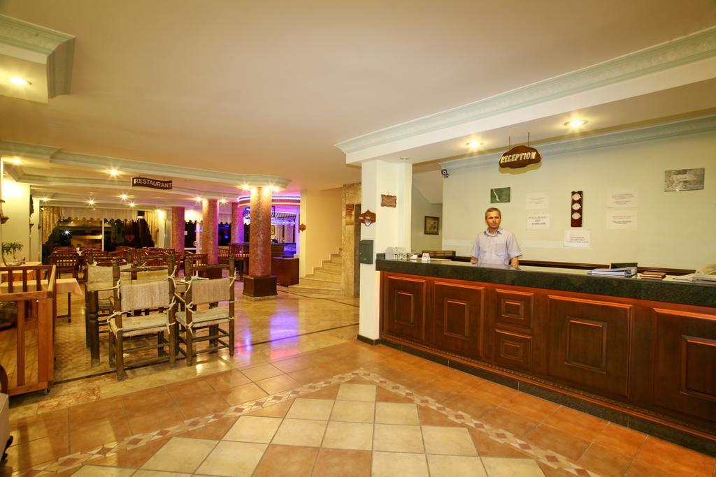 Magi Apart Hotel 阿拉尼亚 外观 照片